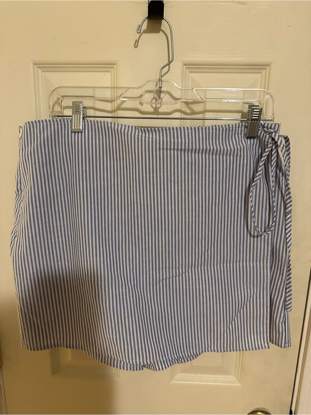Blue and White Striped Tie-Waist Women’s Skort